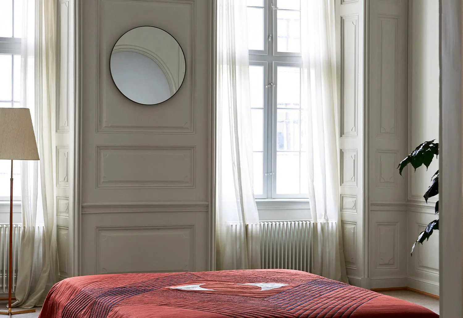 Amore Mirror