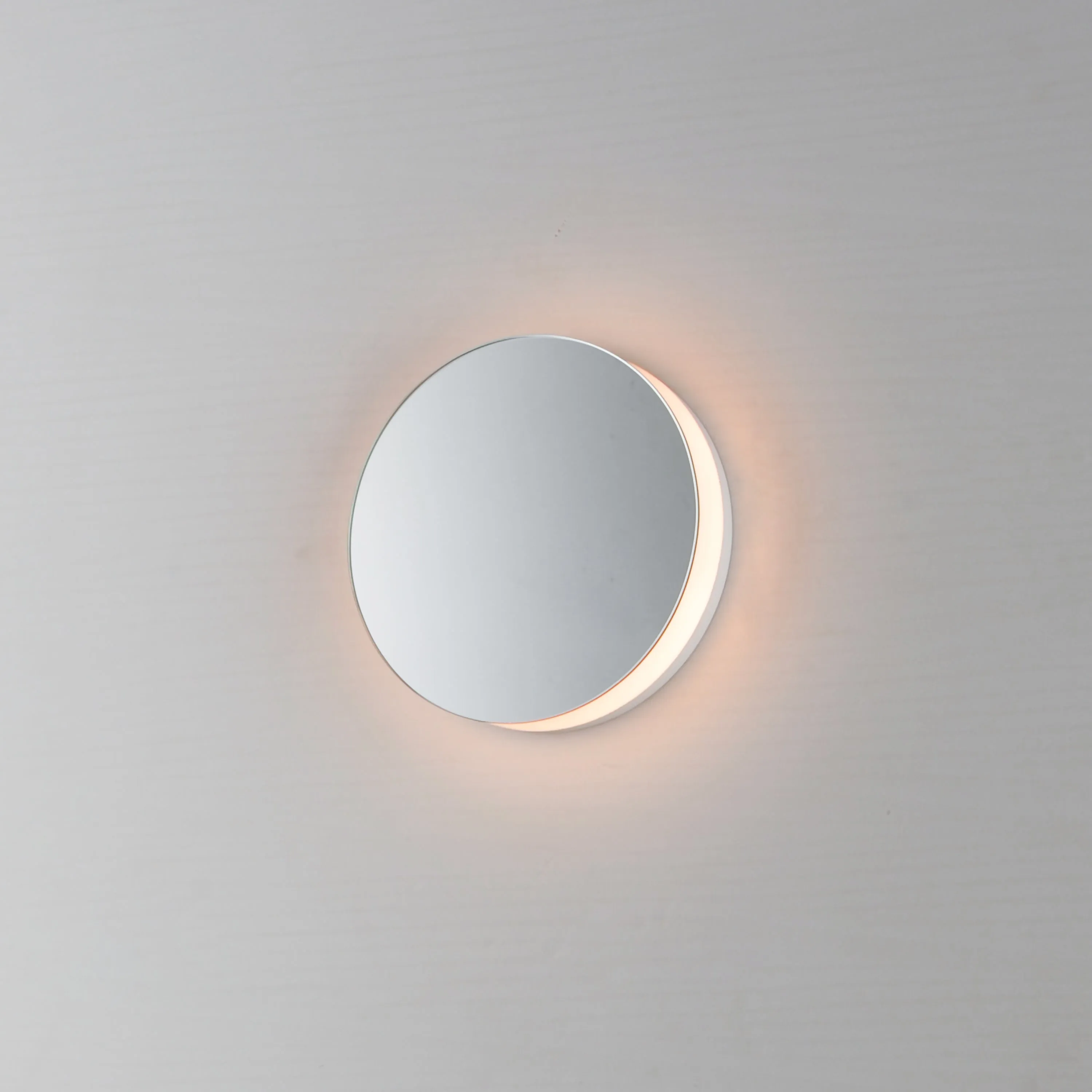 Embosse 8" Round LED Wall Sconce CCT Select