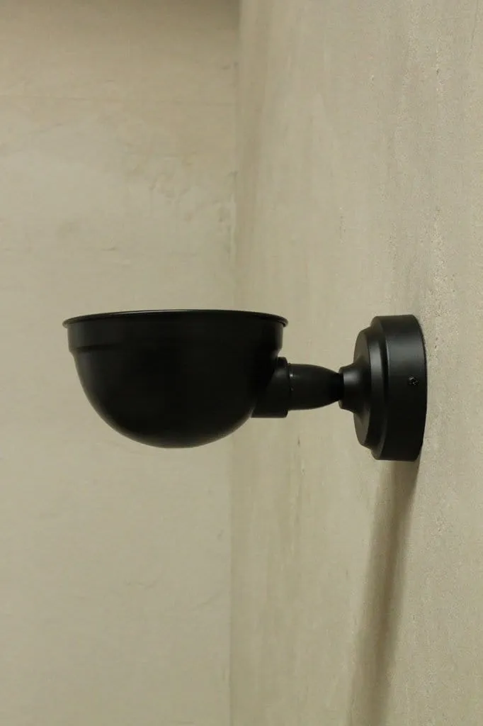 Gallery Wall Lamp