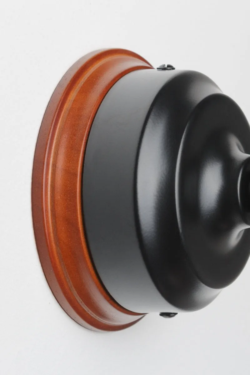 Gallery Wall Lamp