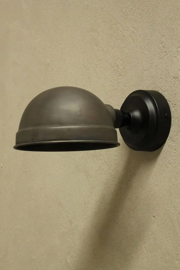 Gallery Wall Lamp