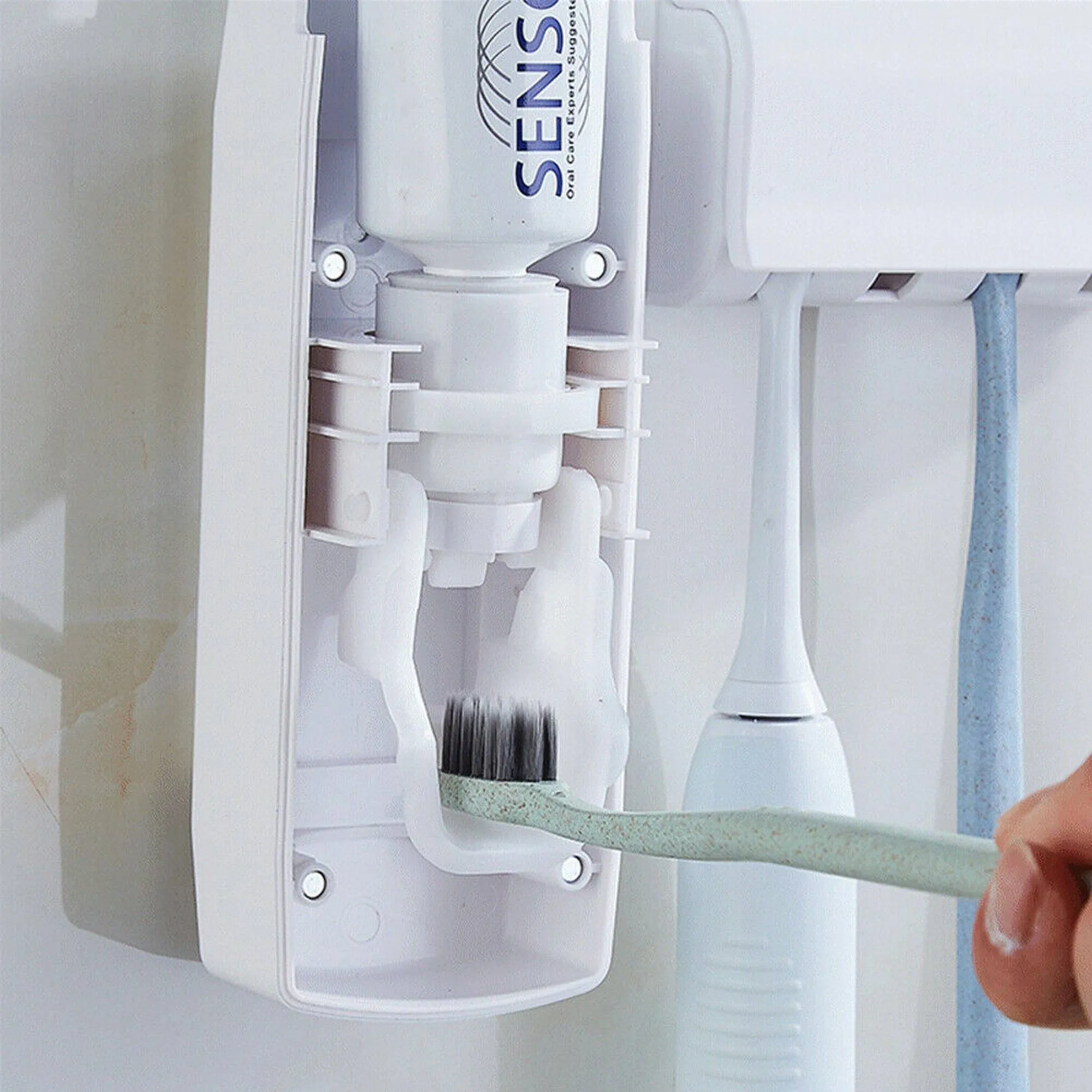 Home Automatic Toothpaste Dispenser   5 Toothbrush Holder Set