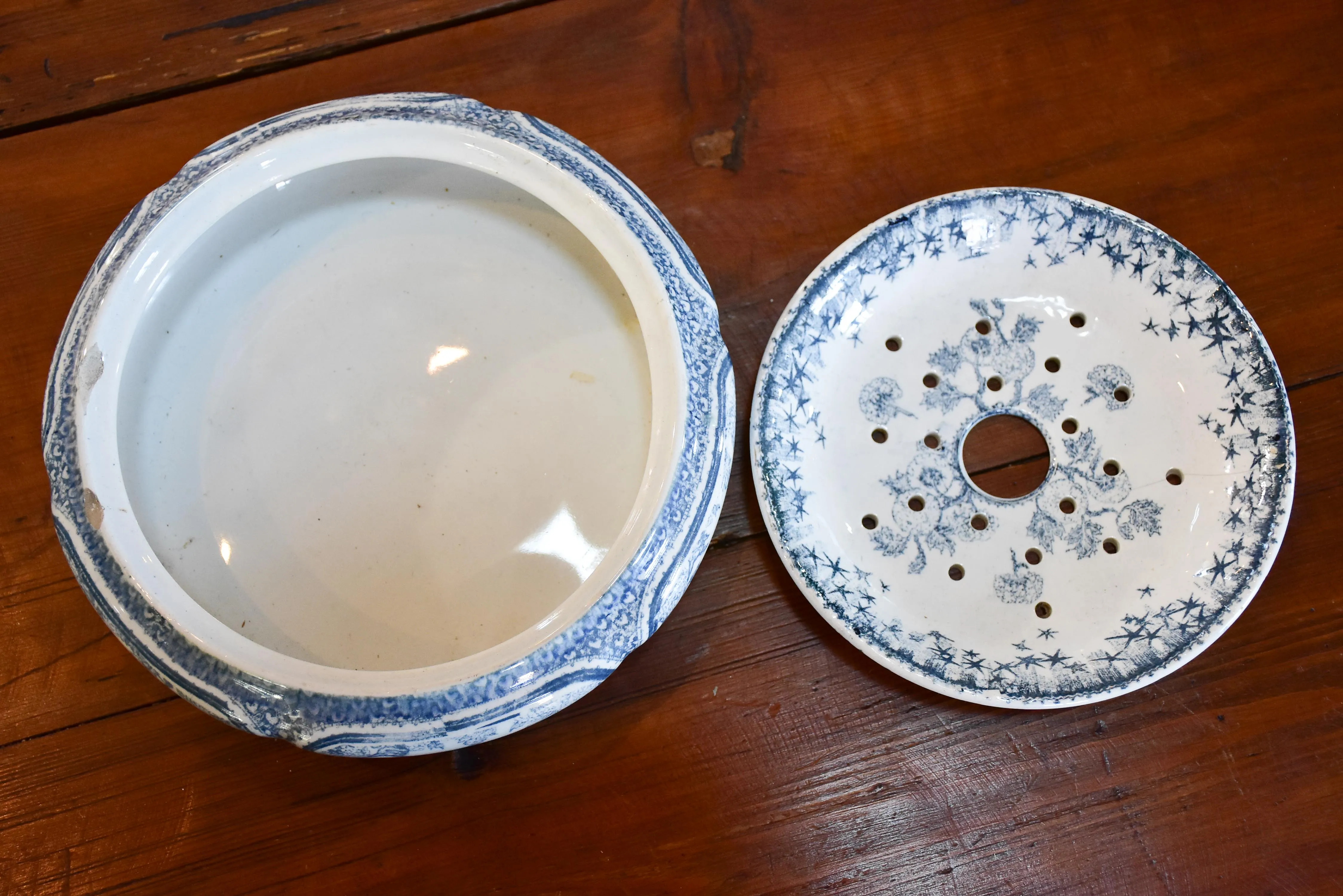 Lunéville Faience bathroom ensemble